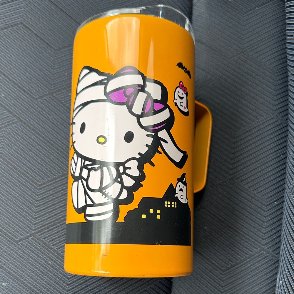 Hello Kitty Orange Lid with Silver Accent